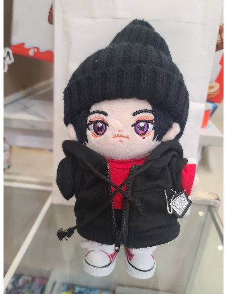 Peluche Inspirado en Hyunjin 20cm  - Peluche exclusivo inspirado en el K-Pop, pensado para fans que aprecian el estilo único y l